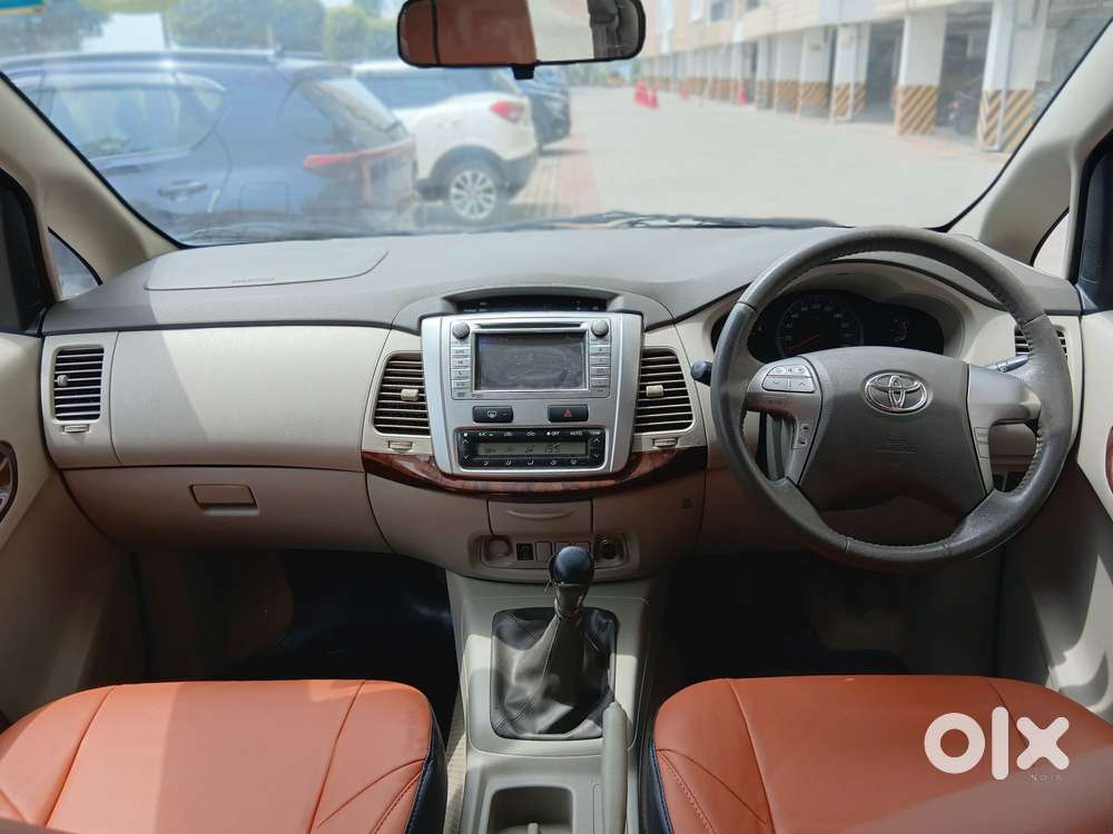 Toyota Innova 2.5 V 7 Str, 2013, Diesel
