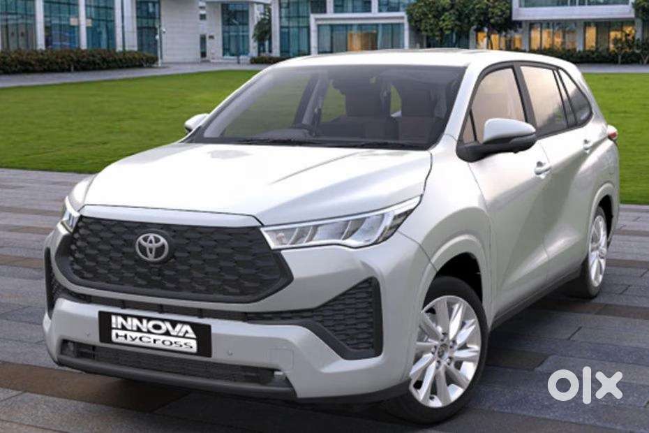 2024 Toyota Innova Hycross Petrol Automatic Gx (o)