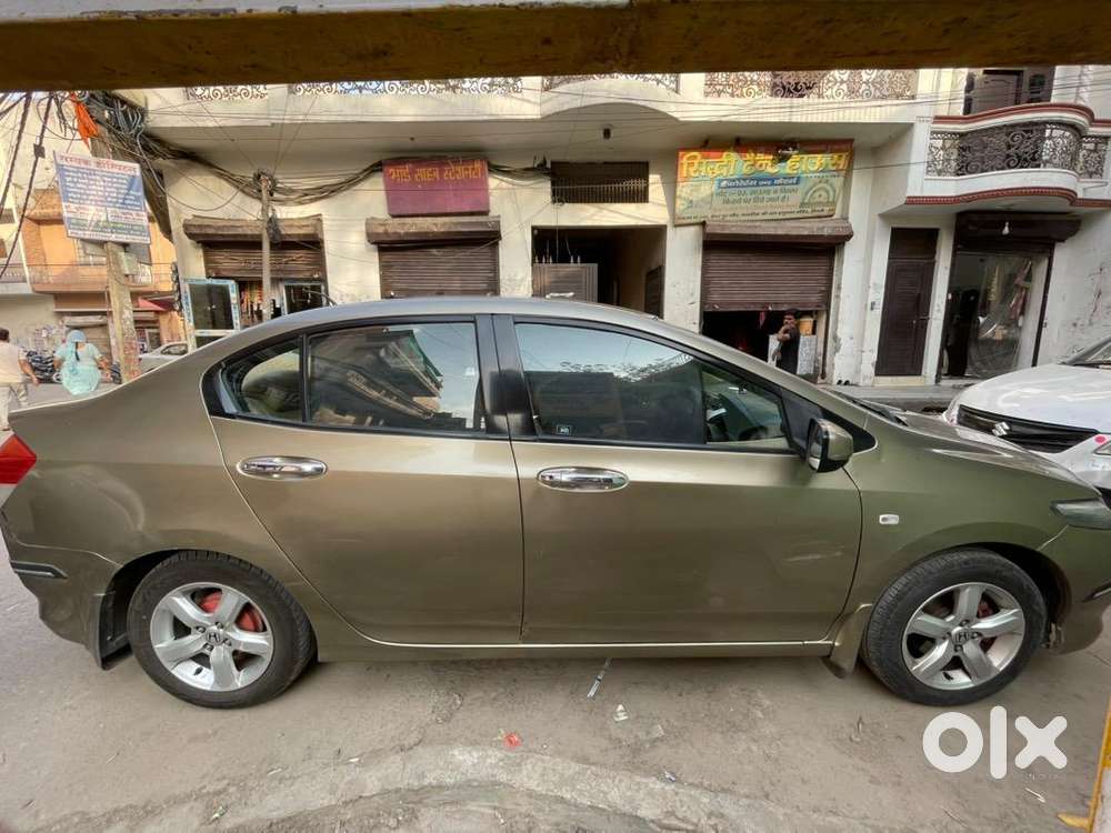 Honda City 2011 (petrol + Cng).