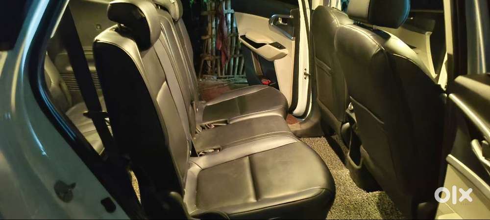 Kia Carens 2024 Premium