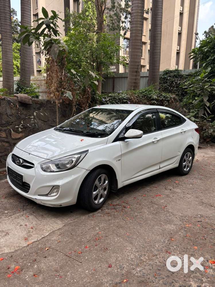 Hyundai Verna Petrol 2011