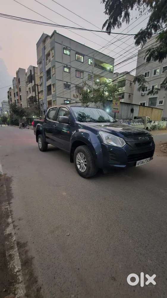 Isuzu Hi-lander Diesel 2021