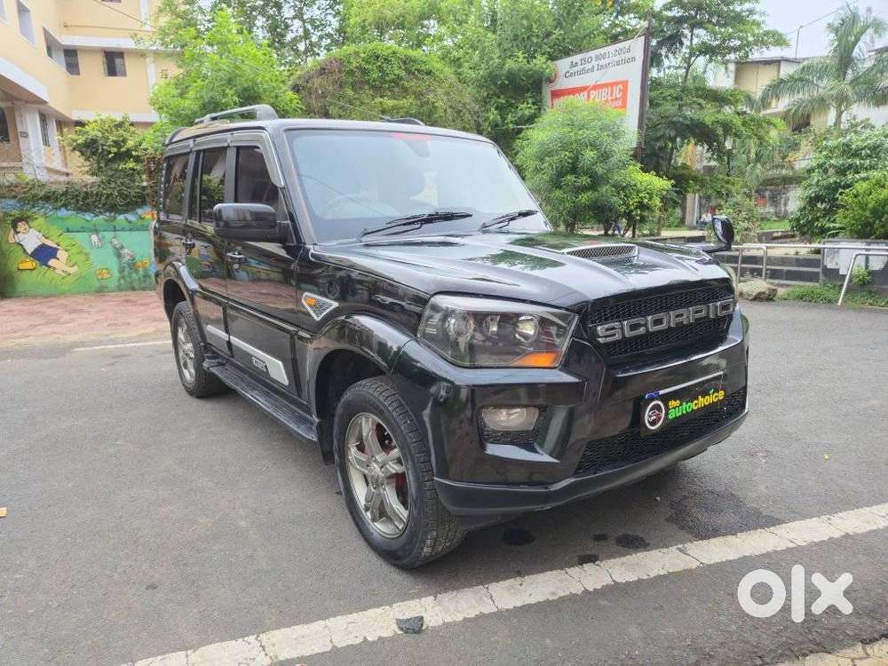 Mahindra Scorpio S10, 2016, Diesel