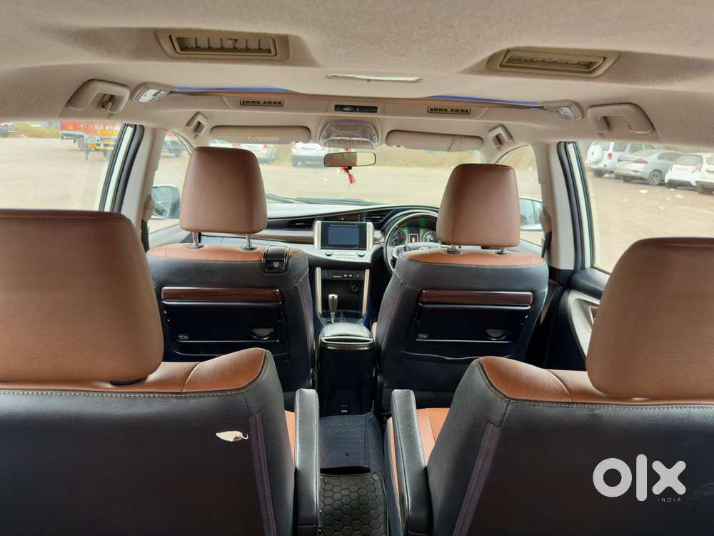 Toyota Innova Crysta 2.8z Automatic, 2019, Diesel
