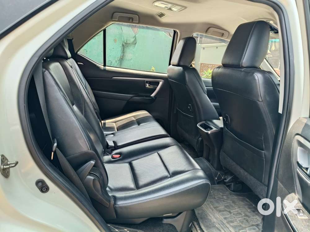 Toyota Fortuner 4x2 At 2.8 Diesel, 2022, Diesel