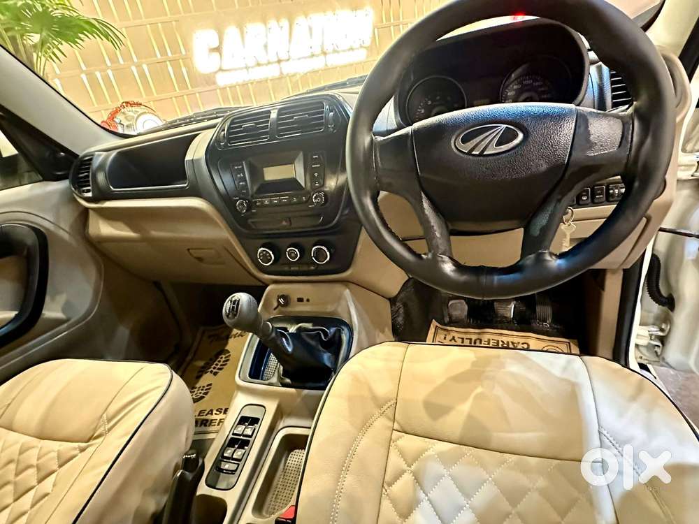 Mahindra Tuv 300 T8, 2016, Diesel