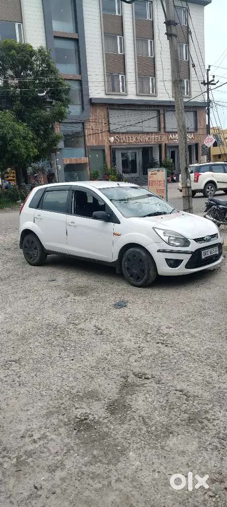 Ford Figo 2010 Petrol 94000 Km Driven