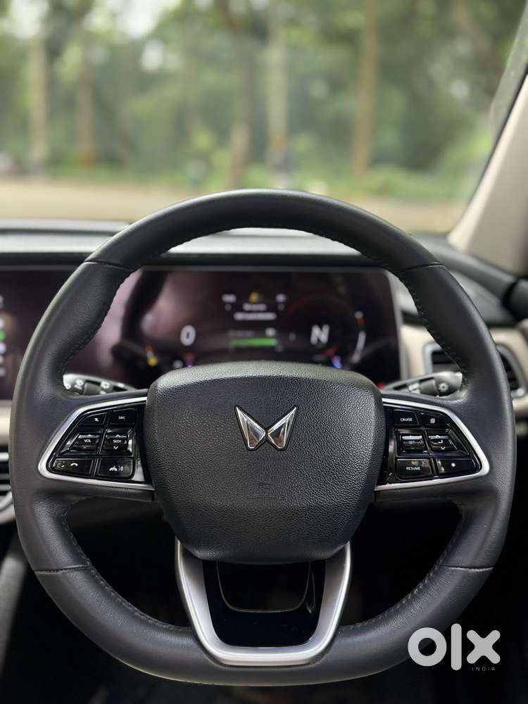 Mahindra Xuv700 2.2 Ax 7 Diesel Mt Str, 2024, Diesel