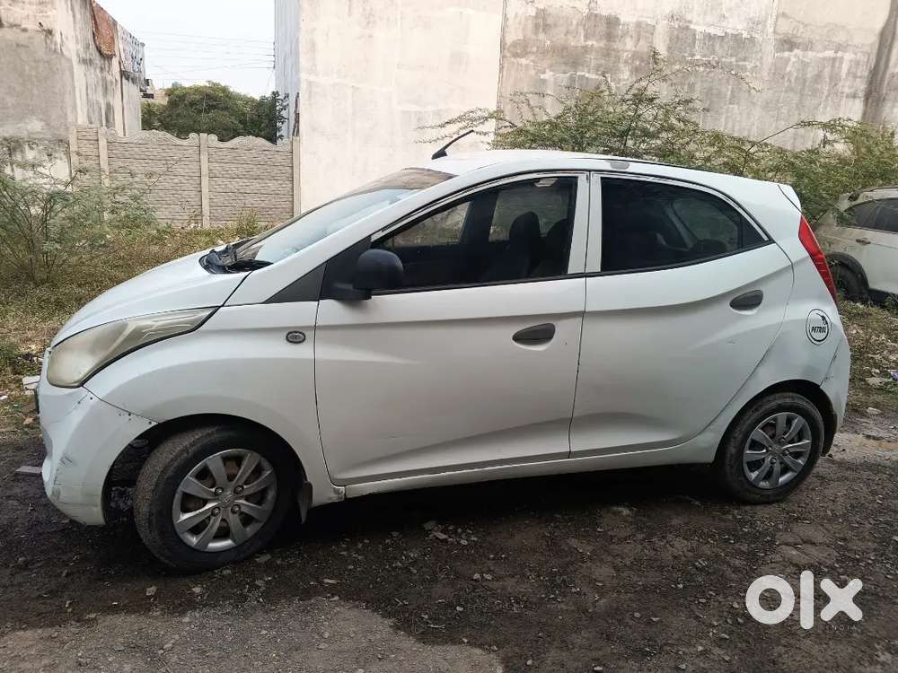 Hyundai Eon 2013 Petrol Well Maintained