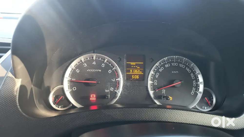 Maruti Suzuki Swift Vxi 2015