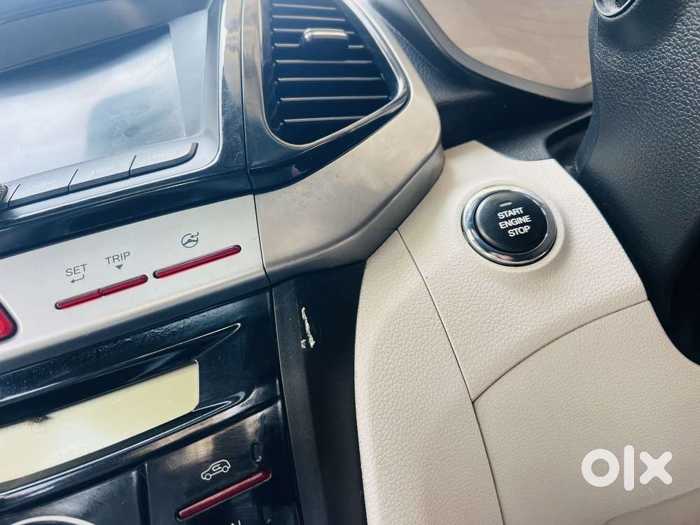 Mahindra Xuv300 Turbosport W8(o) [2022], 2020, Petrol