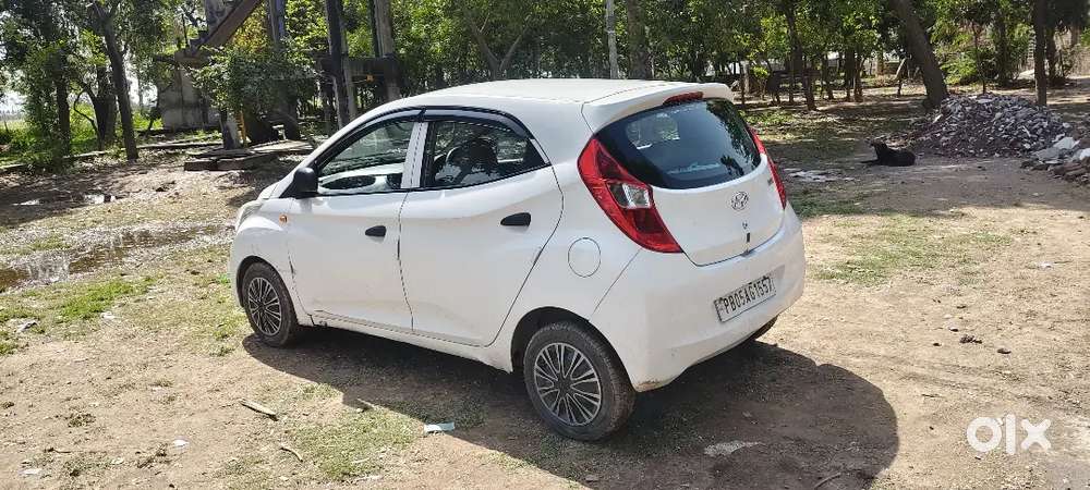Hyundai Eon 2017 Petrol 80000 Km Driven