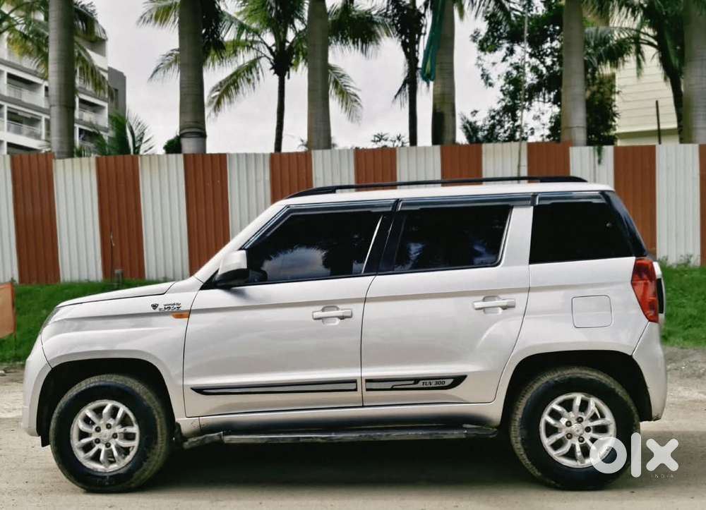 Mahindra Tuv 300 T8, 2016, Diesel