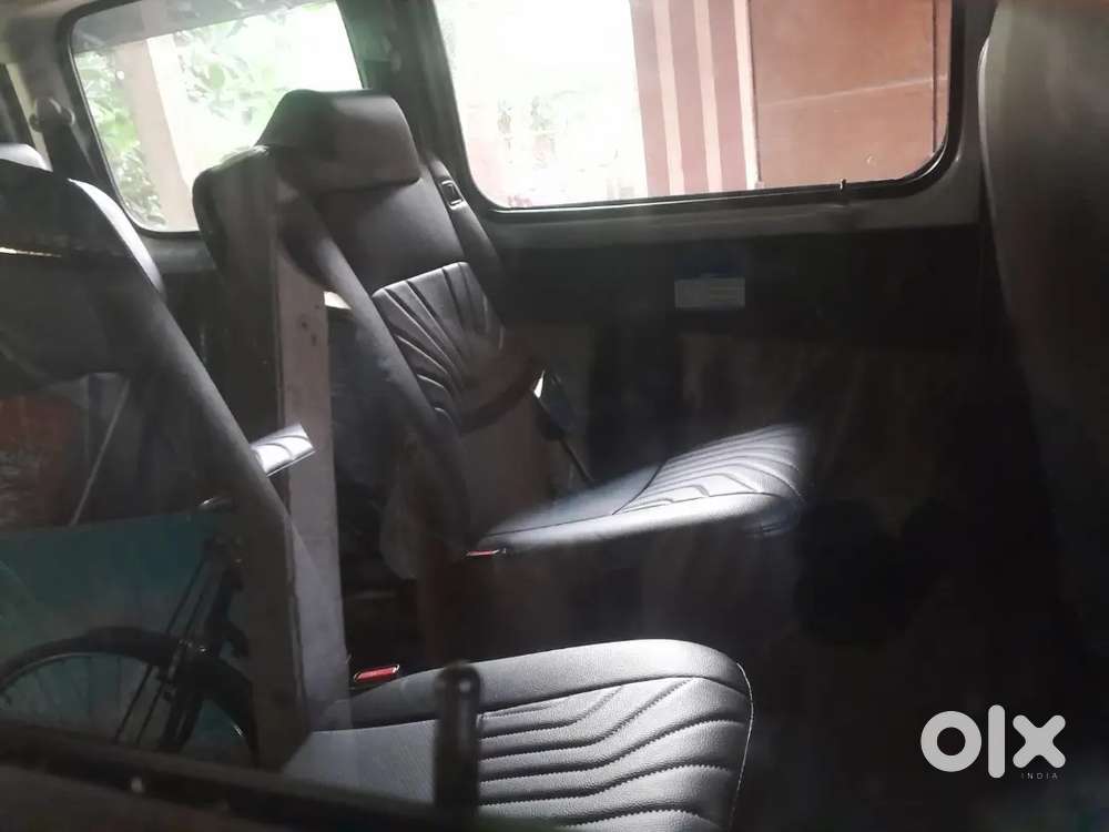 Maruti Suzuki Eeco 2025 Petrol 1462 Km Driven