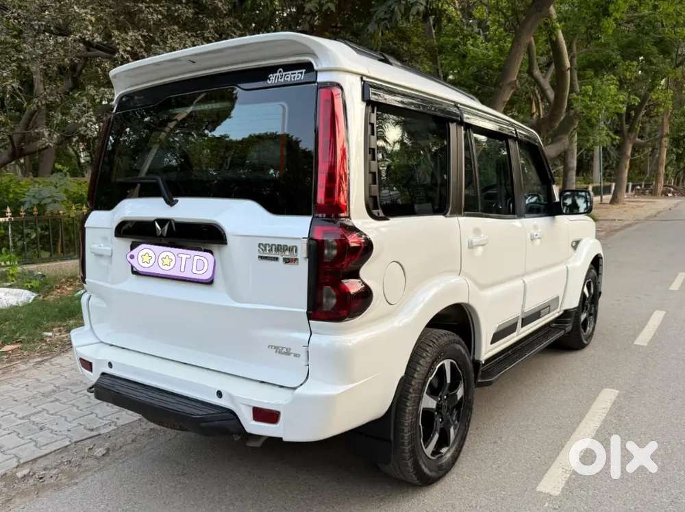 Mahindra Scorpio Classic 2023