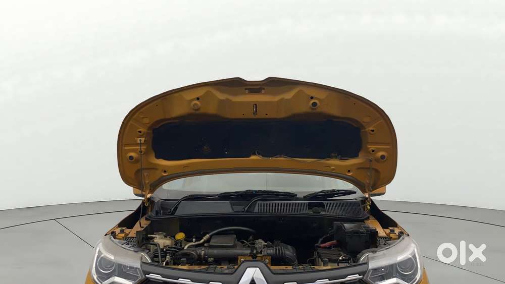 Renault Triber Rxz, 2019, Petrol