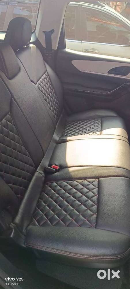 Mahindra Xuv700 2.2 Ax 5 Diesel Mt Str, 2023, Diesel