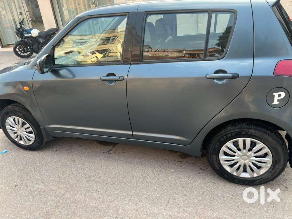 Maruti Suzuki New-gen Swift 2005 Petrol Good Condition