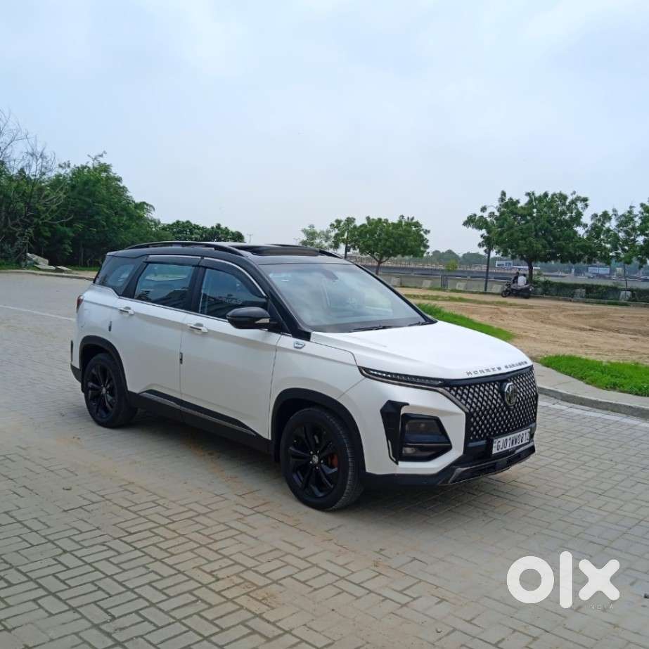 Mg Hector Plus, 2025, Petrol