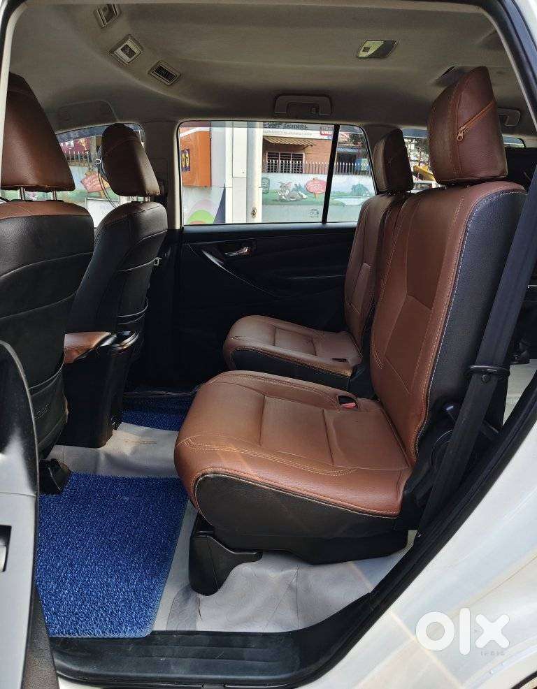 Toyota Innova Crysta 2.4 Gx Mt 8s, 2016, Diesel