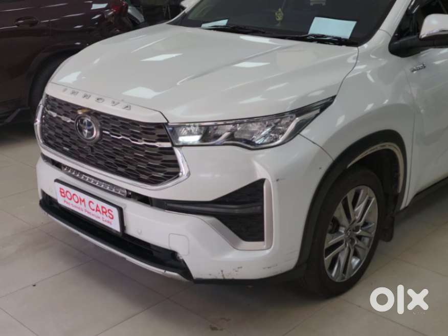 Toyota Innova Crysta