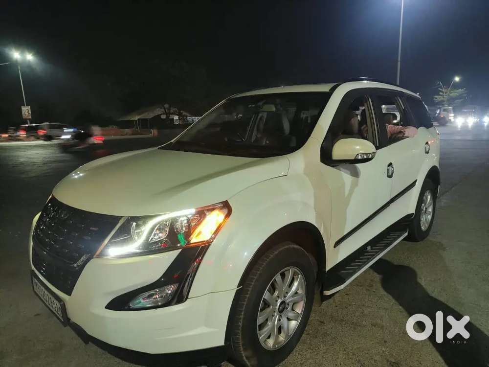 Mahindra Xuv500 Diesel 2015 - 7 Seater Well Maintained Car
