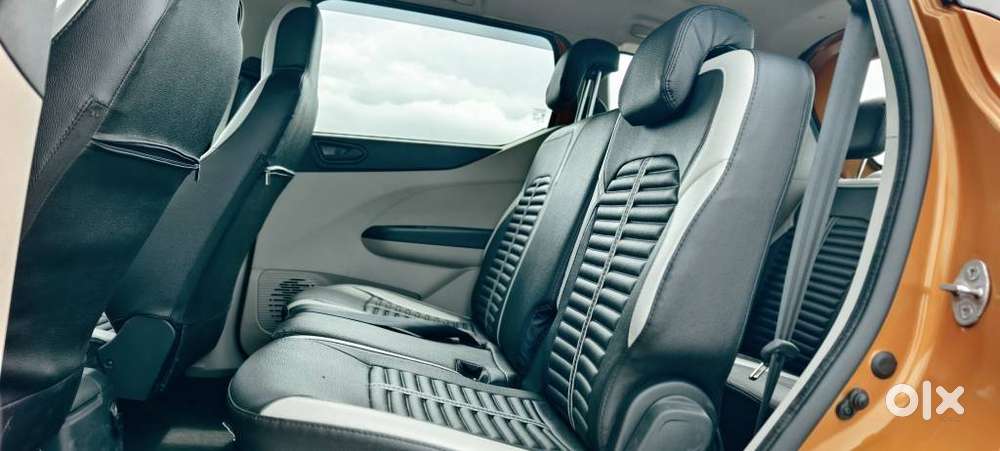 Renault Triber Rxt, 2022, Petrol