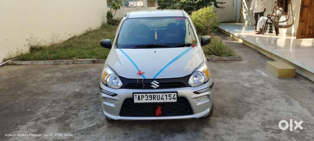Alto 800 ( Silky Silver )