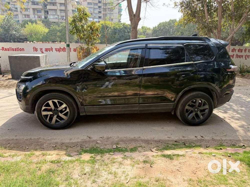 Tata Safari 2.0 Kryotec Xza Plus (o) Red Dark Edition, 2023, Diesel