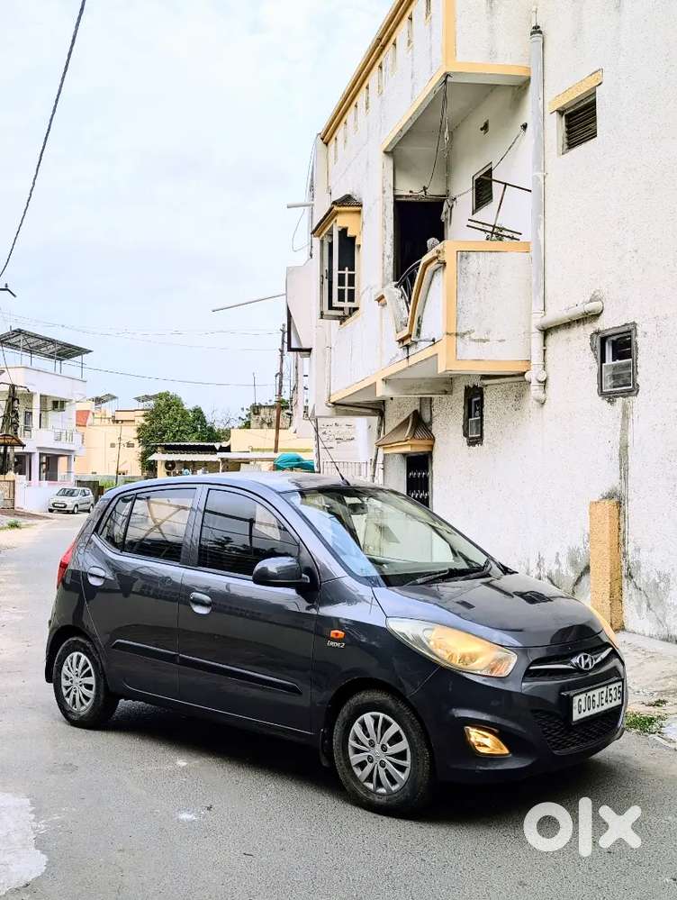 Hyundai I10 Sportz Petrol 2015 Car