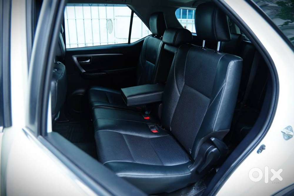 Toyota Fortuner 4x2 Mt 2.8 Diesel, 2021, Diesel