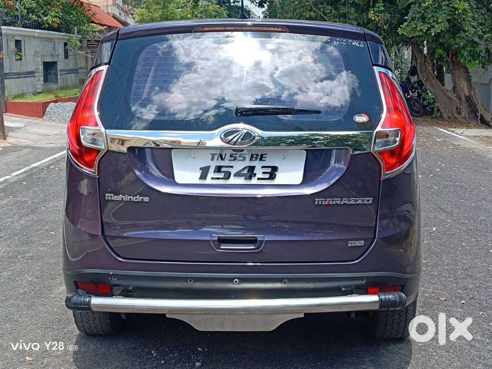 Mahindra Marazzo M6, 2019