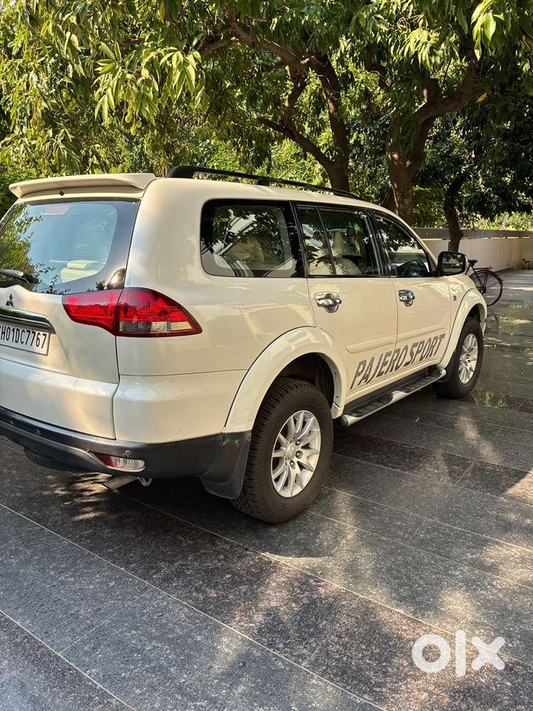 Mitsubishi Pajero Sport 2015 Diesel White Brand New Yokohama Immaculat