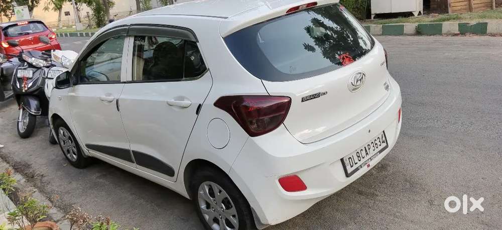 Hyundai Grand I10 2016 Cng & Hybrids Well Maintained