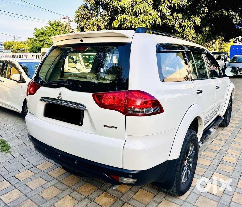 Mitsubishi Pajero Sport 2.5 Automatic, 2016, Diesel