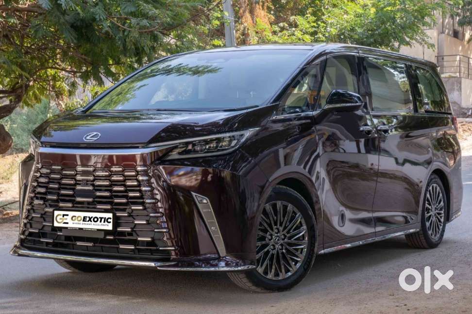 Lexus Lm, 2024, Petrol