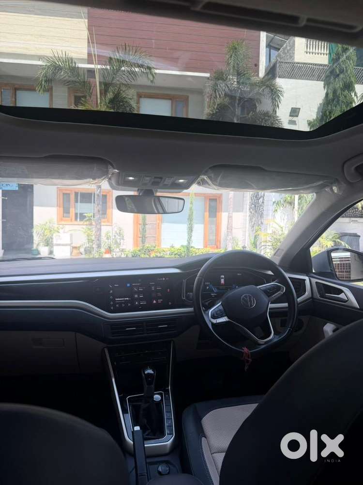 Volkswagen Virtus 2024 Automatic  18600 Km Electric Seats