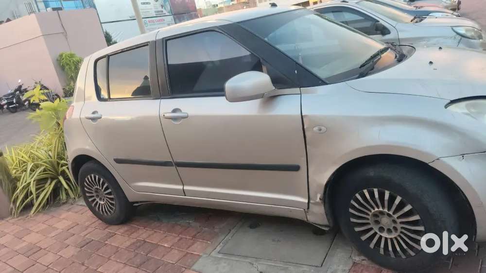 Maruti Suzuki Swift Lxi 2006