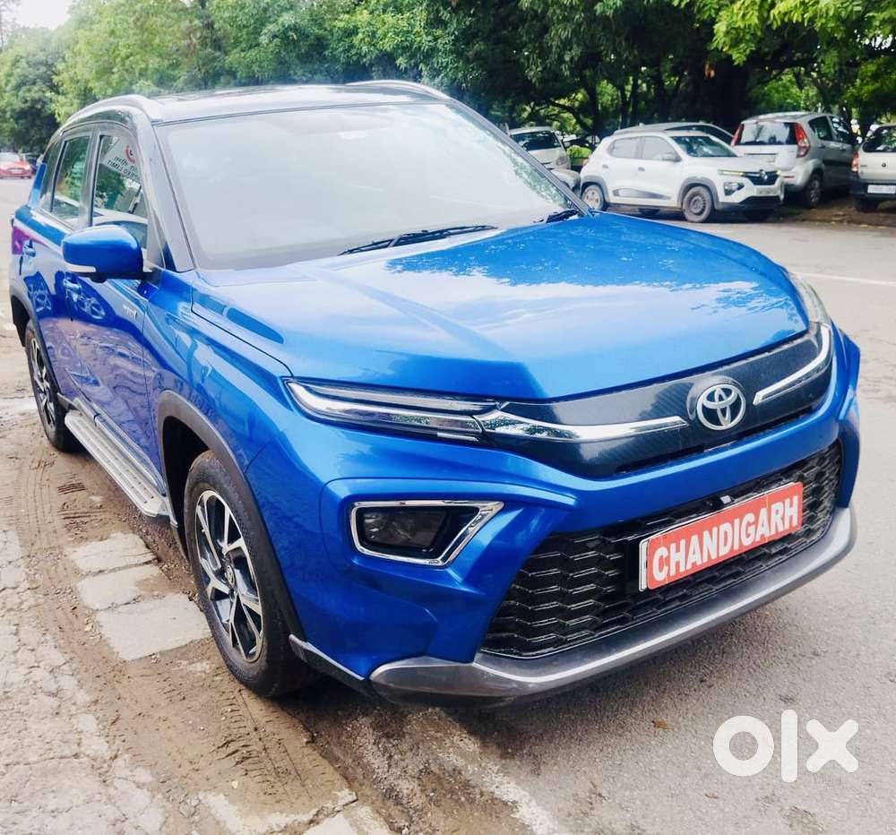 Toyota Urban Cruiser Hyryder 1.5 V Hybrid, 2023