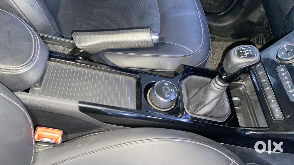 Tata Nexon 1.2 Revotron Xz Plus (l) Dark Edition, 2023, Petrol