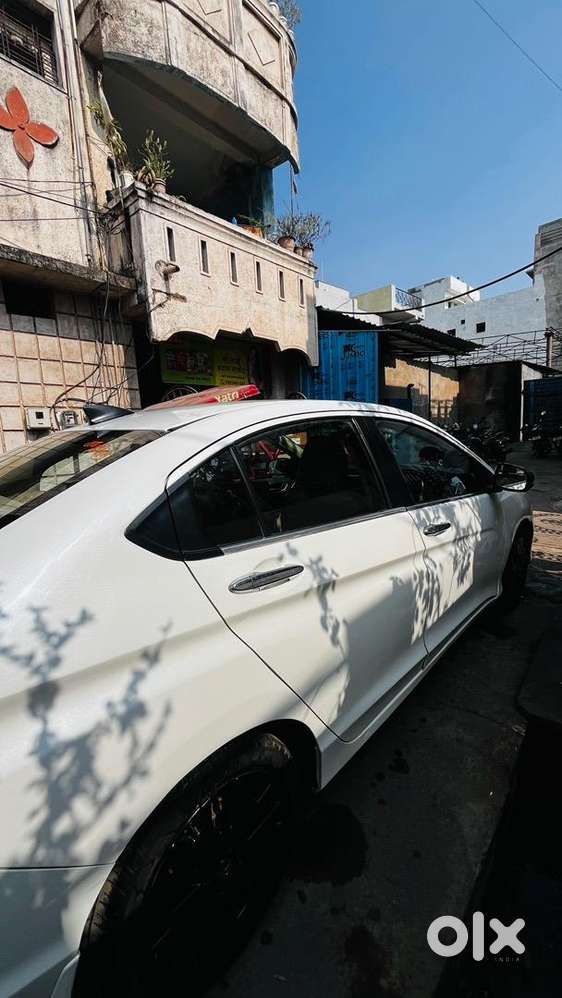 Top Nitch Condition Honda City 2018 Petrol Well Maintained
