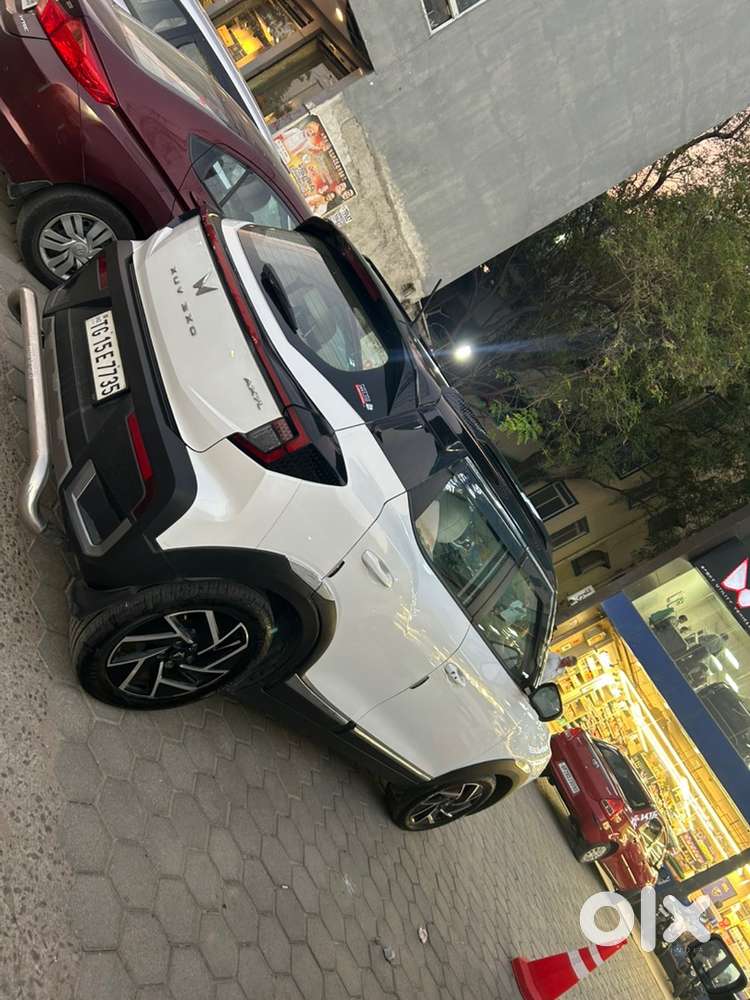 Mahindra Xuv 3xo Petrol 2019