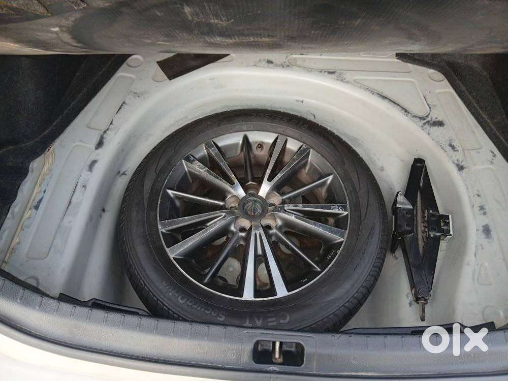 Toyota Corolla Altis Gl Mt, 2017, Petrol