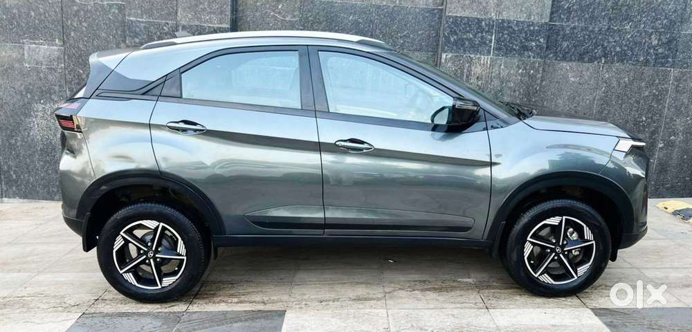 Tata Nexon Creative 1.2 Revotron Petrol 6 Amt, 2025, Petrol
