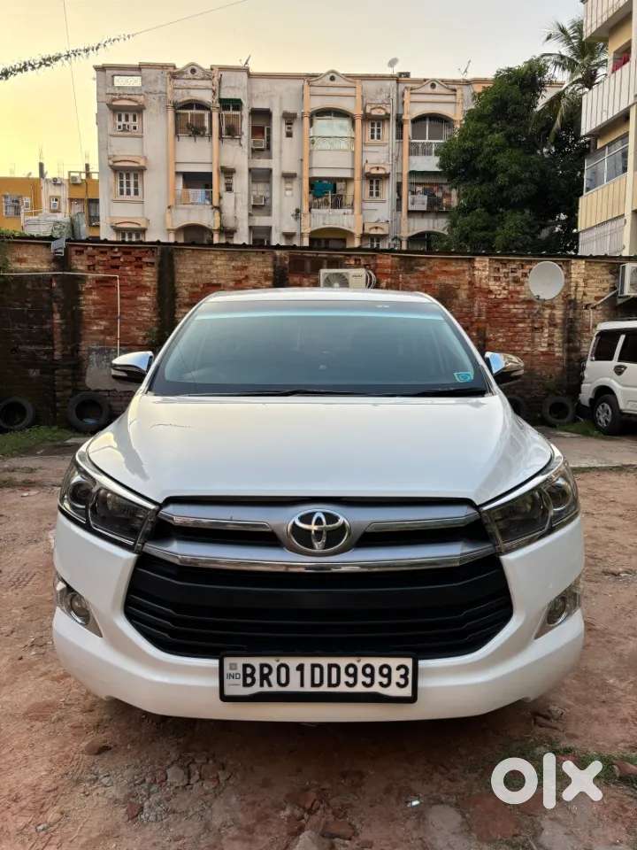 Toyota Innova Crysta 2.4 V 7 Str, 2017, Diesel
