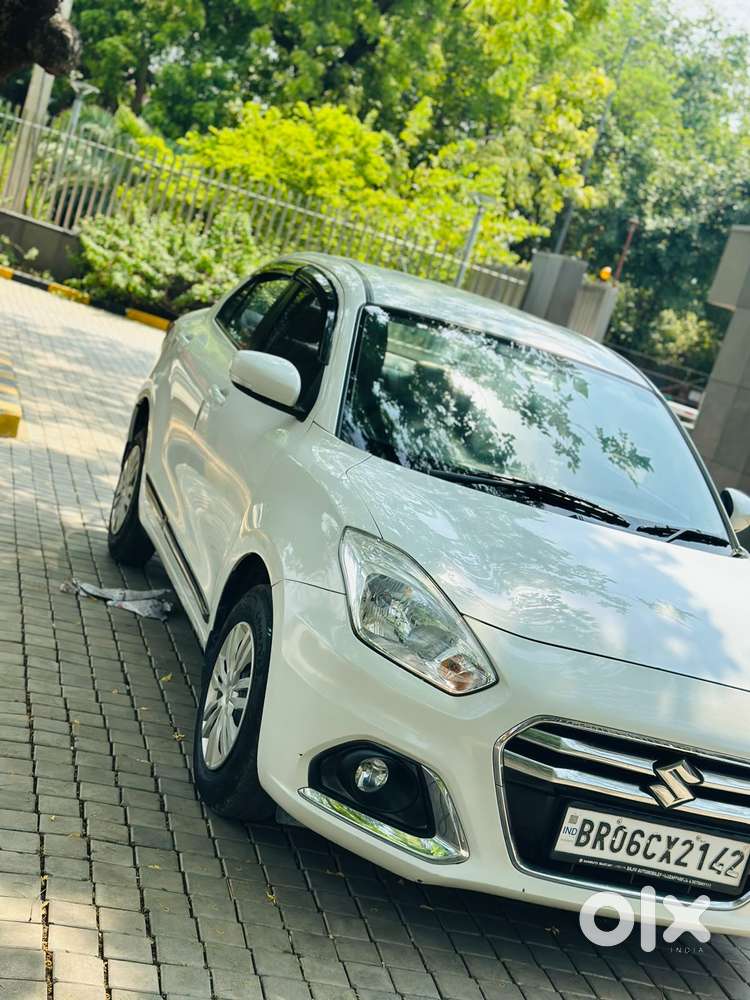 Maruti Suzuki Dzire 1.2 Vxi, 2022, Petrol