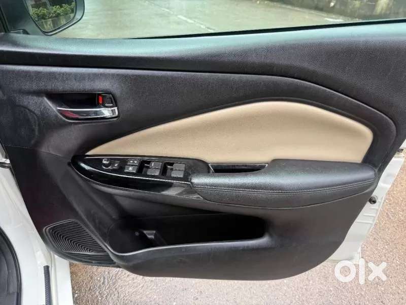 Toyota Glanza 1.2 V, 2023, Petrol