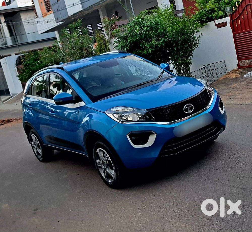 Tata Nexon 1.2 Revotron Xt, 2018, Petrol
