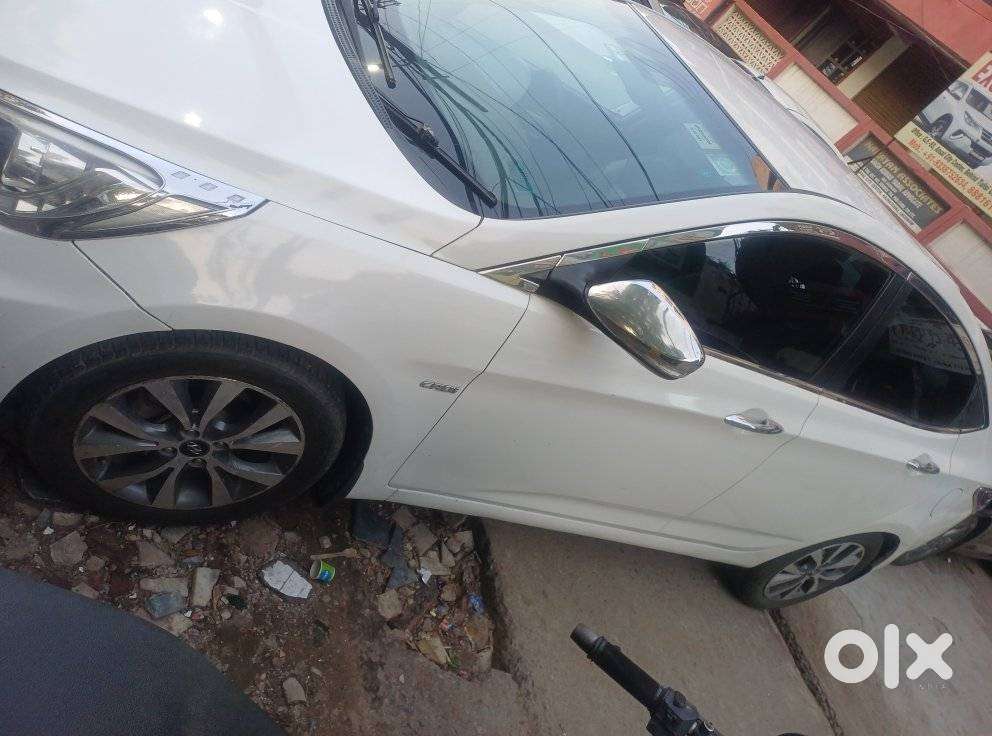 Hyundai Verna 2016-2017 1.6 Crdi At Sx Option, 2015, Diesel