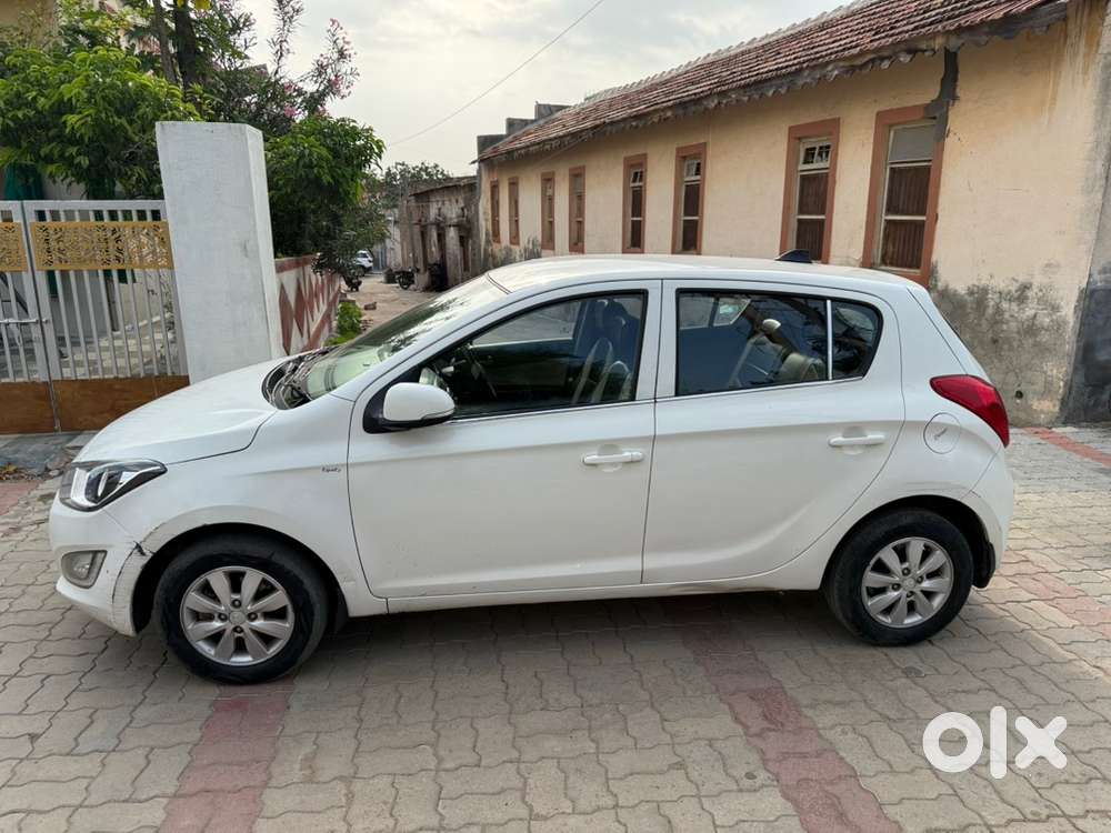 Hyundai I20 2014 Diesel 80700 Km Driven